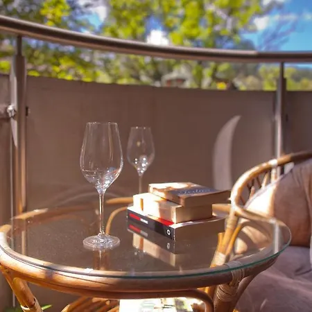 Aba Pilsudskiego 41 アパート *