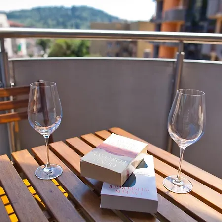 Aba Pilsudskiego 41 アパート