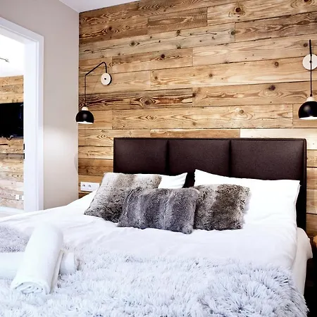 Aba Pilsudskiego 41 クリニツァ・ズドルイ